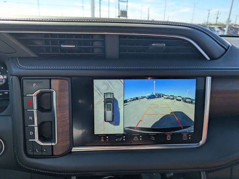Used 2024 GMC Yukon Denali Ultimate image 19