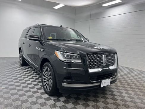Certified 2023 Lincoln Navigator L Reserve AWD/4WD image 1