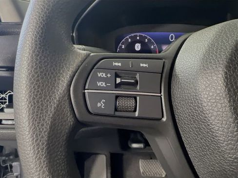 Used 2023 Honda Accord EX image 17