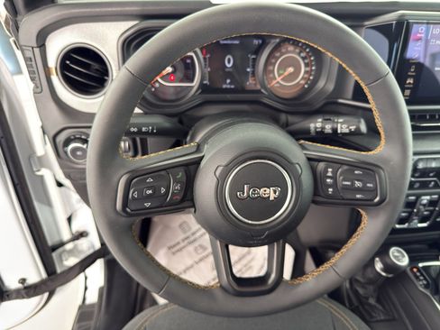 Used 2024 Jeep Wrangler Sport S image 21