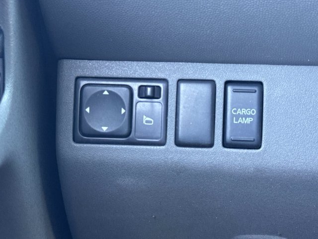 Used 2012 Nissan Frontier SV w/ Sport Appearance Pkg RWD image 19