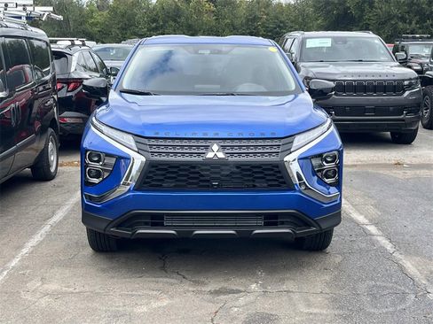 New 2026 Mitsubishi Eclipse Cross LE image 2