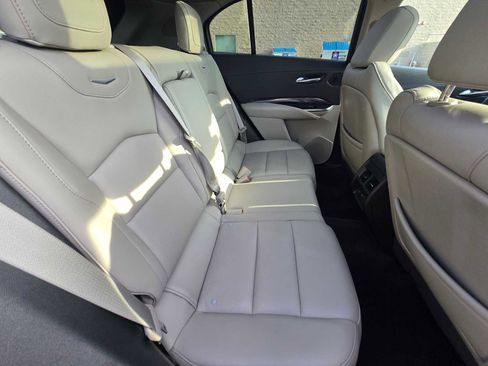 Used 2022 Cadillac XT4 Luxury w/ Cold Weather Package image 14
