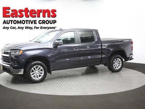 Used 2023 Chevrolet Silverado 1500 LT AWD/4WD image 59