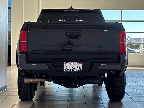 Certified 2026 Toyota Tacoma TRD Off-Road w/ TRD Off Road Upgrade Package AWD/4WD image 5
