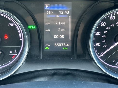 Certified 2020 Toyota Camry SE image 24