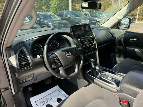 Used 2022 Nissan Armada S image 3