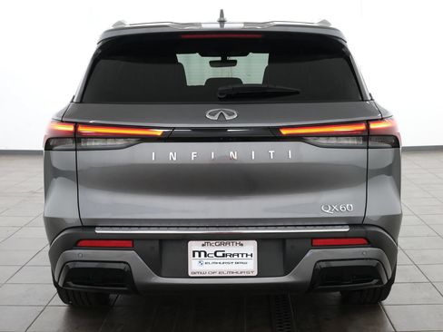 Used 2023 INFINITI QX60 Luxe w/ Cargo Package FWD image 3