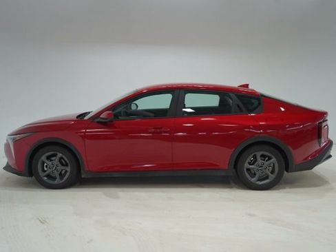 Used 2025 Kia K4 LXS image 4