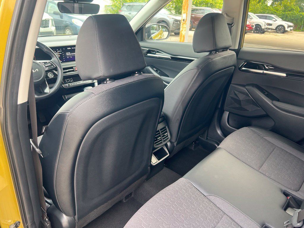 Certified 2024 Kia Seltos S AWD/4WD image 9