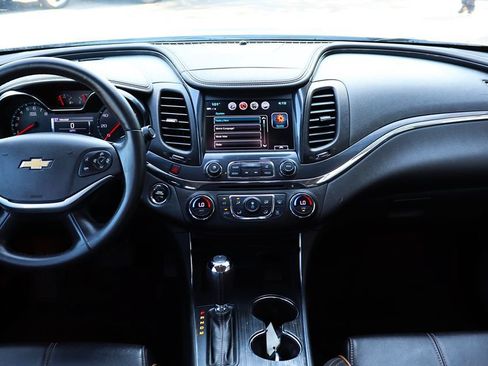 Used 2017 Chevrolet Impala Premier FWD image 35