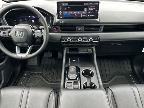 New 2026 Honda Pilot image 3