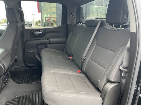 Used 2026 Chevrolet Silverado 1500 Custom Trail Boss w/ LPO, Dark Essentials Package AWD/4WD image 15