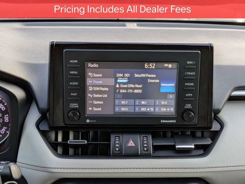 Used 2022 Toyota RAV4 XLE Premium FWD image 19