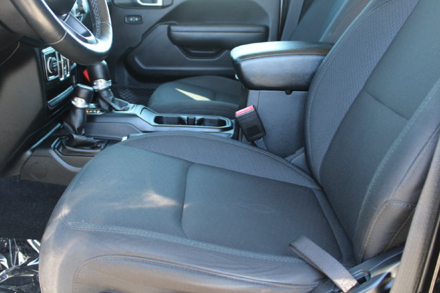 Used 2022 Jeep Wrangler Unlimited Sport AWD/4WD image 36