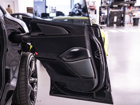 Certified 2026 Ferrari Purosangue AWD/4WD image 37