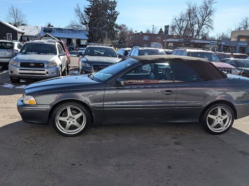 Used 2004 Volvo C70 HT image 8