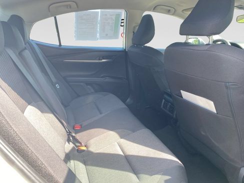 Used 2025 Toyota Camry LE FWD image 12