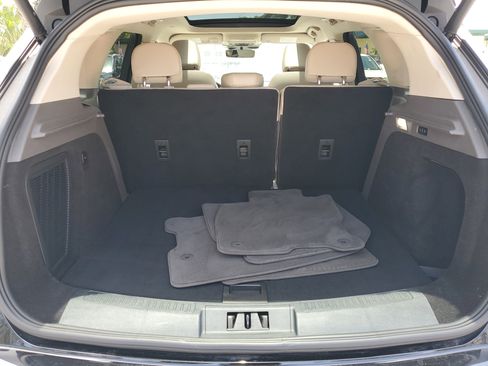 Used 2022 Lincoln Corsair Grand Touring image 13