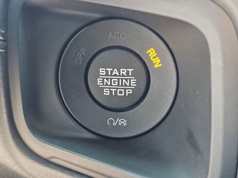 New 2025 Jeep Wrangler Unlimited Rubicon image 21