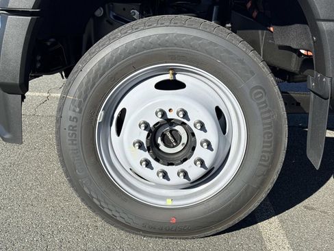 New 2026 Ford F450 XL image 9