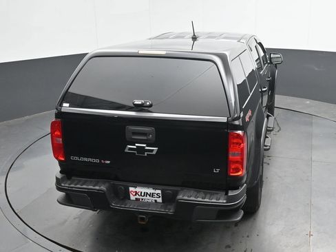 Used 2017 Chevrolet Colorado LT w/ Midnight Edition AWD/4WD image 23