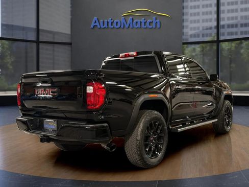 Used 2023 GMC Canyon Denali w/ Denali Black Edition image 11