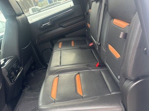 Used 2024 GMC Sierra 2500 AT4 w/ AT4 Preferred Package image 16