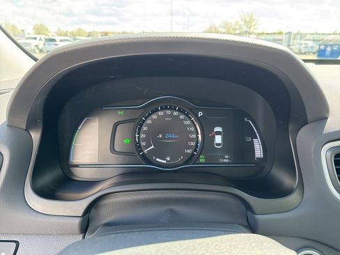 Used 2018 Hyundai Ioniq SEL FWD image 13