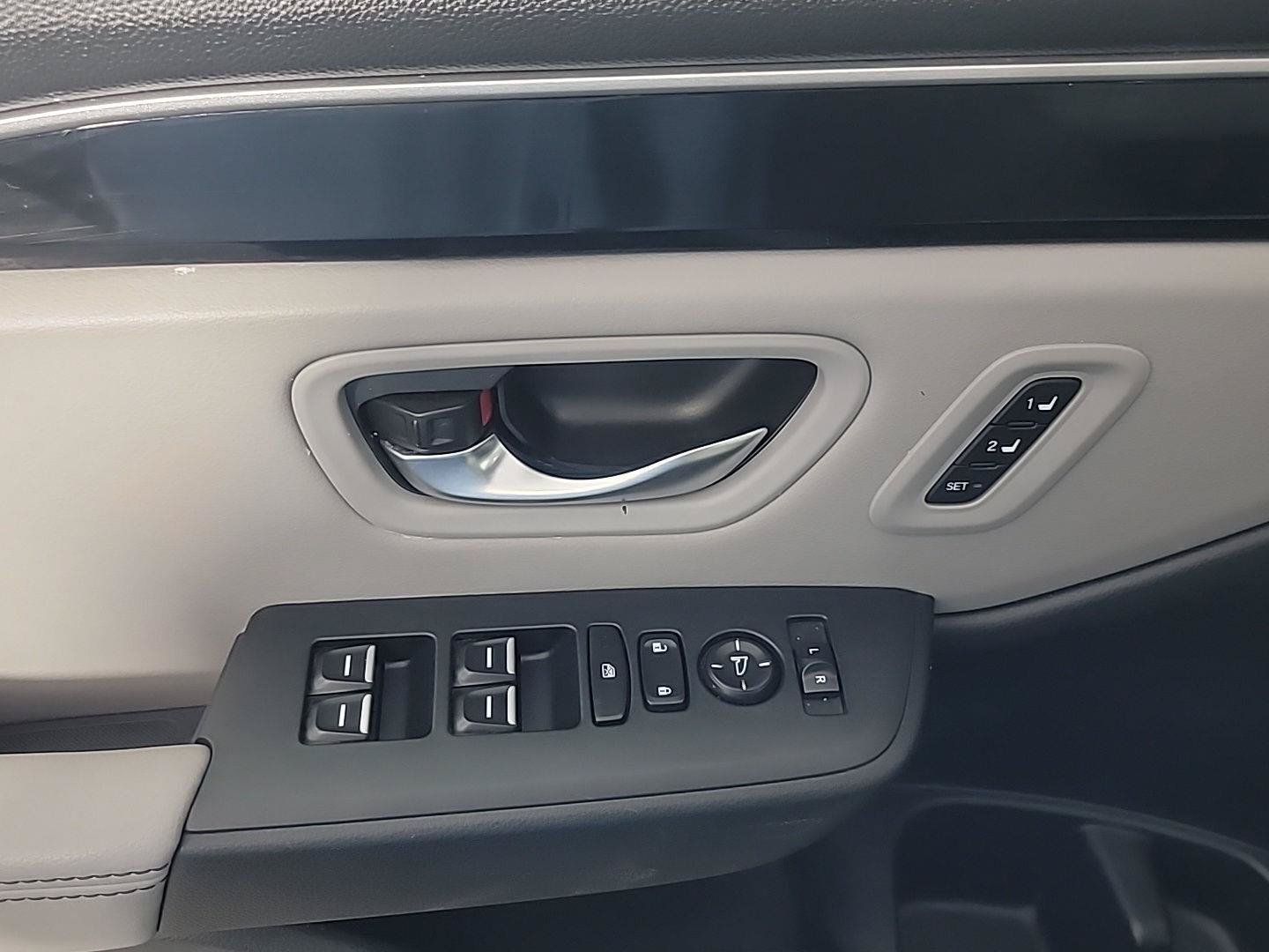 Certified 2025 Honda Pilot EX-L image 38