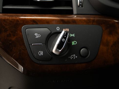 Used 2017 Audi A4 2.0T Ultra Premium w/ Audi MMI Navigation Plus image 43