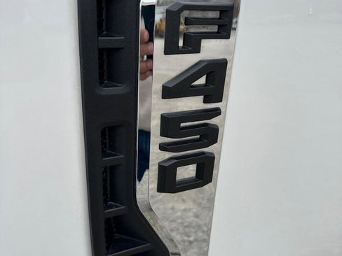 Used 2026 Ford F450 Platinum w/ Platinum Plus Package image 7
