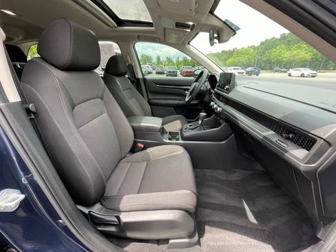 Certified 2025 Honda CR-V EX image 31