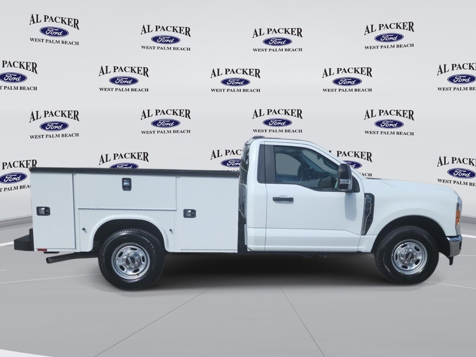 Used 2023 Ford F250 XL w/ XL Chrome Package RWD image 6