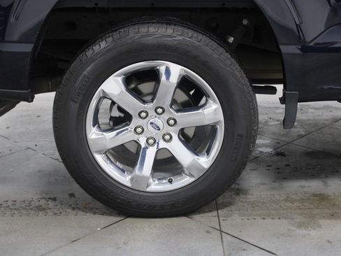Used 2022 Ford F150 Lariat w/ Equipment Group 502A High AWD/4WD image 16