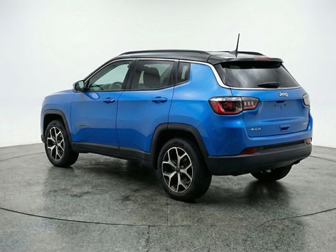 Used 2025 Jeep Compass Limited AWD/4WD image 6