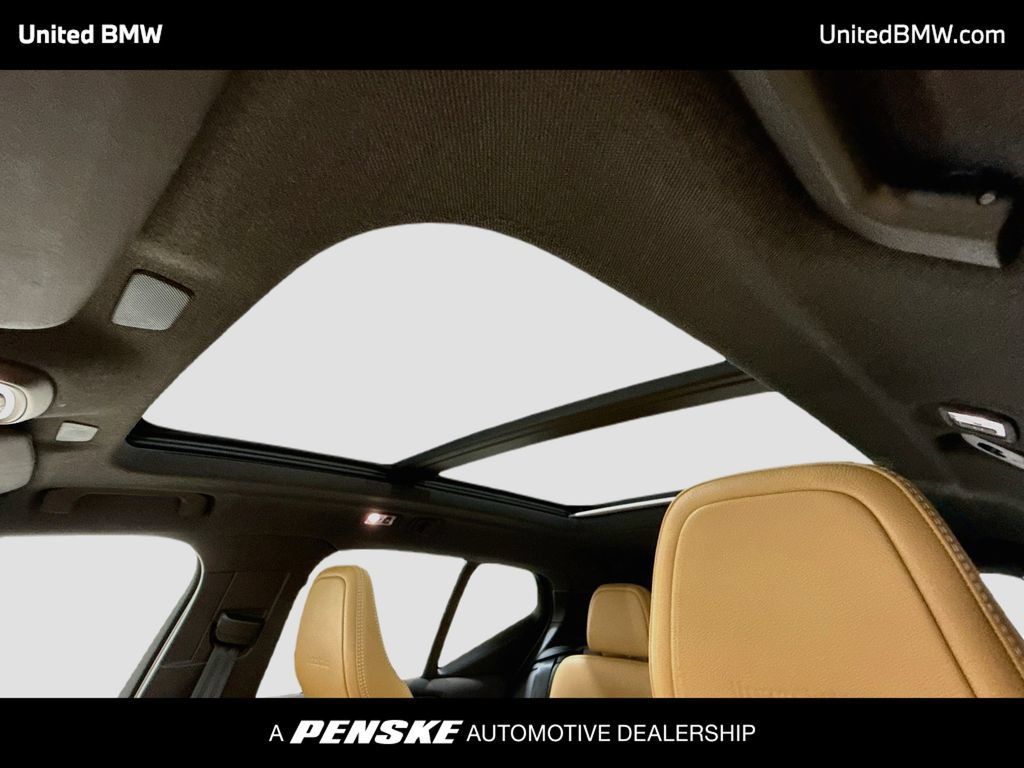 Used 2020 Volvo XC40 T4 Inscription w/ Protection Package FWD image 19