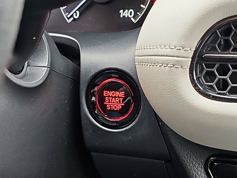 Used 2023 Honda HR-V LX image 24