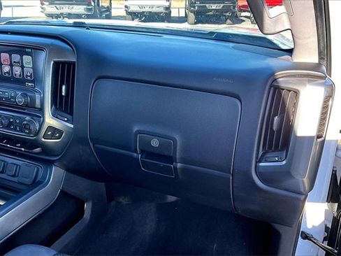 Used 2018 Chevrolet Silverado 1500 LT w/ All Star Edition image 27