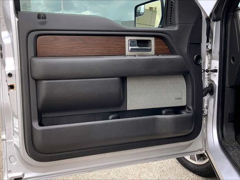Used 2014 Ford F150 Lariat w/ Equipment Group 502A Luxury AWD/4WD image 16