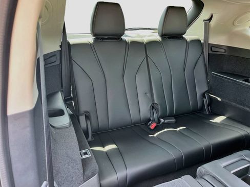 Used 2025 Acura MDX FWD w/ Technology Package image 28