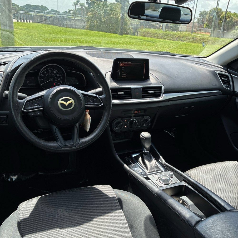 Used 2017 MAZDA MAZDA3 Sport FWD image 8