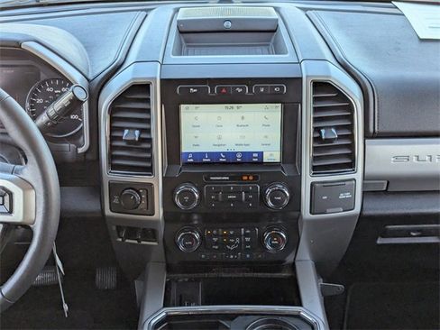 Used 2020 Ford F250 Lariat w/ Lariat Value Package image 16