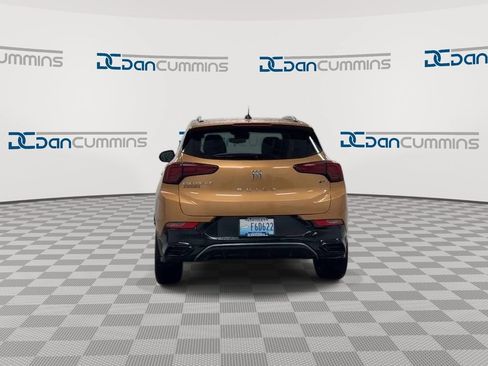 Used 2024 Buick Encore GX Sport Touring w/ Comfort Package FWD image 7