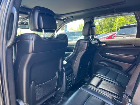 Used 2019 Jeep Grand Cherokee Trailhawk w/ Trailhawk Luxury Group AWD/4WD image 20
