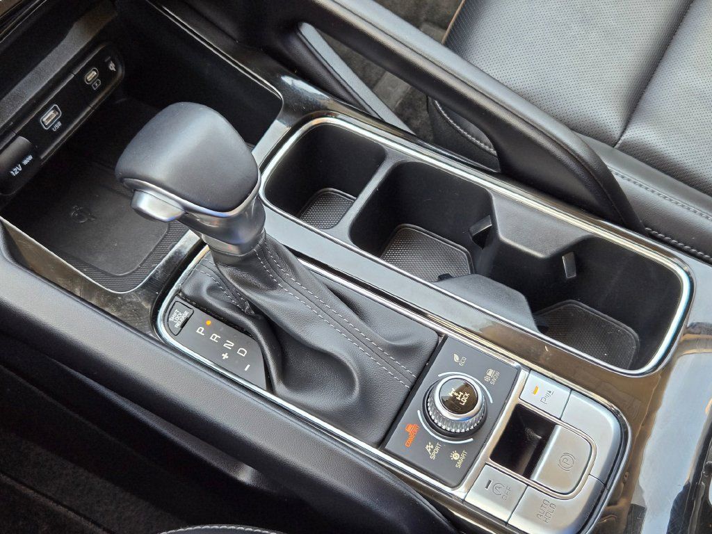 Used 2025 Kia Telluride S AWD/4WD image 19
