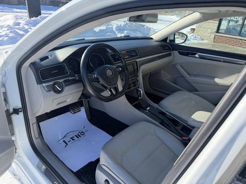 Used 2018 Volkswagen Passat 2.0T S image 14