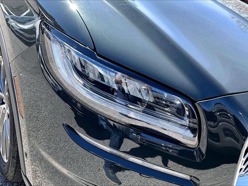 Used 2022 Lincoln Nautilus Reserve w/ Equipment Group 201A image 24