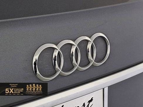 Used 2024 Audi Q5 e Prestige w/ Prestige Package image 35