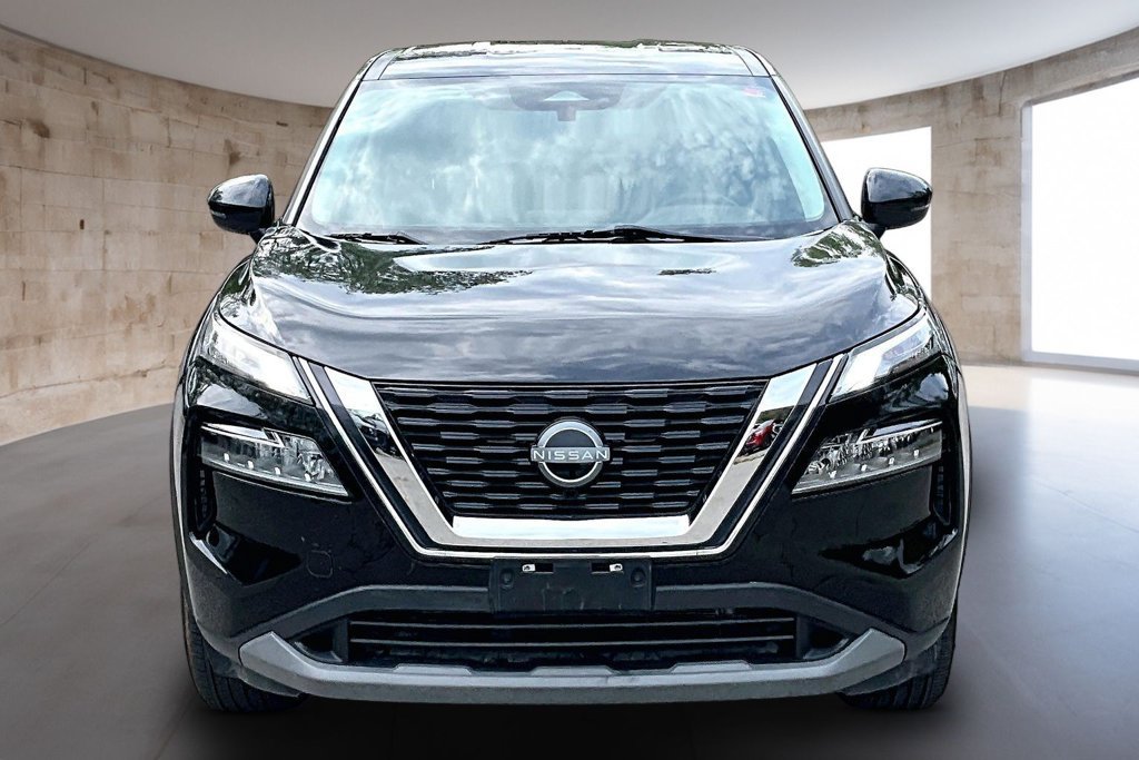 Used 2023 Nissan Rogue SV FWD image 4